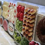 Bed and breakfast Elevres Stone House