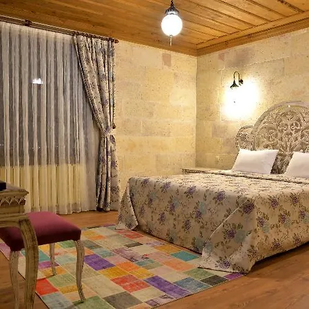 Elevres Stone House Bed & Breakfast 4*