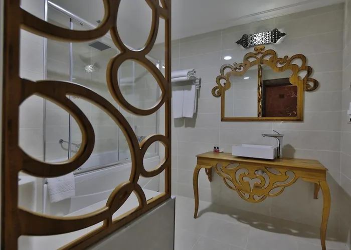 Elevres Stone House 4*